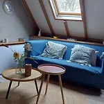 Bed and Breakfast Theetuin Onder De Pannen Lekkerkerk