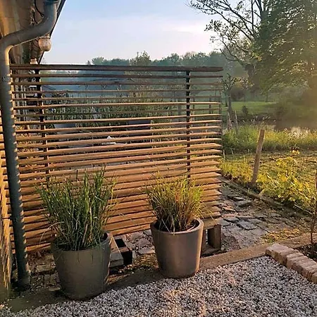 Bed & Breakfast Theetuin Onder De Pannen