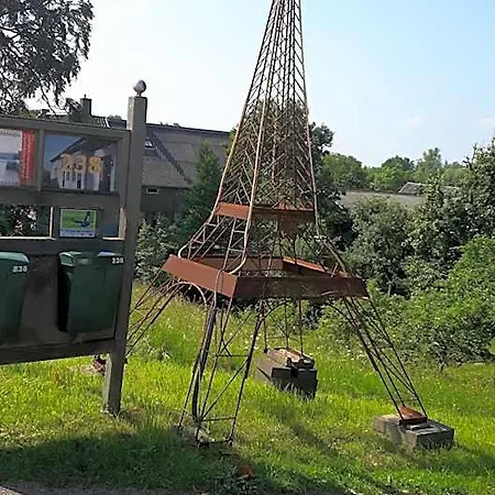 Bed & Breakfast Theetuin Onder De Pannen 4*