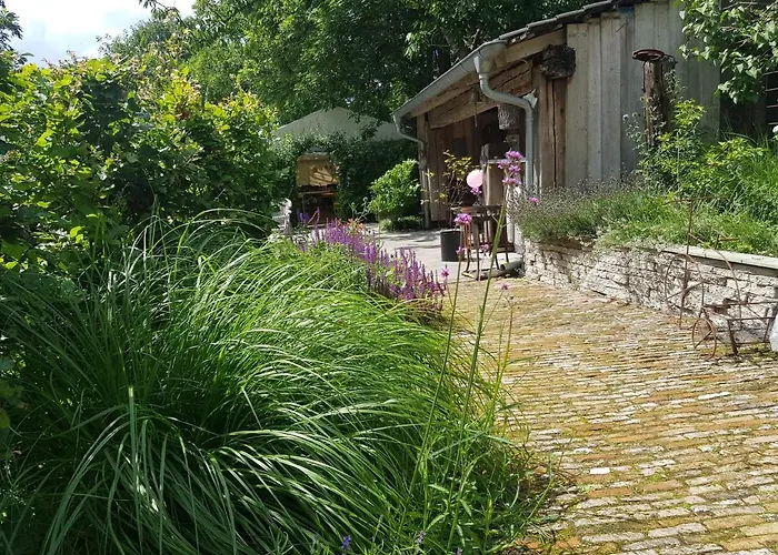 Theetuin Onder De Pannen Bed & Breakfast